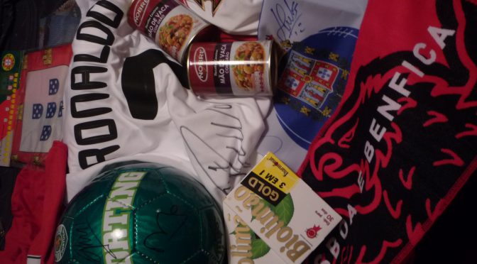 Mão de vaca, camisolas do Benfica e o que mais houvesse