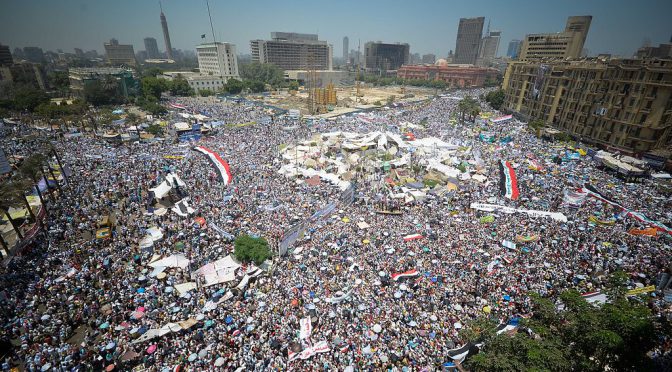 Revolução egípcia começou há um ano