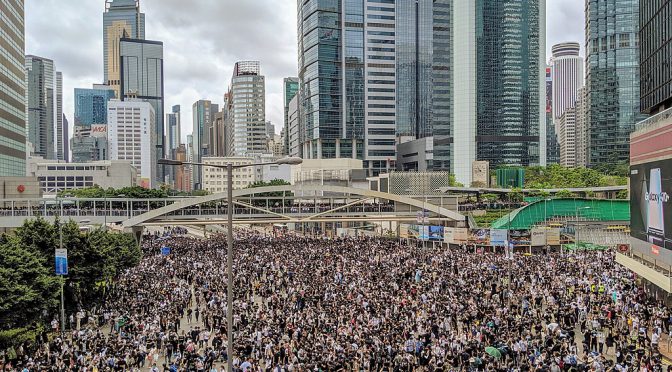 Vem aí uma quarta-feira de alta tensão em Hong Kong