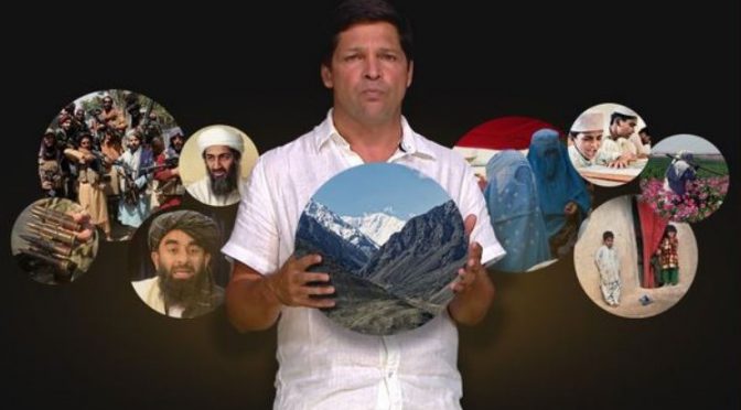 Os talibãs tomaram o poder no Afeganistão pela segunda vez em 25 anos. Como foi possível?