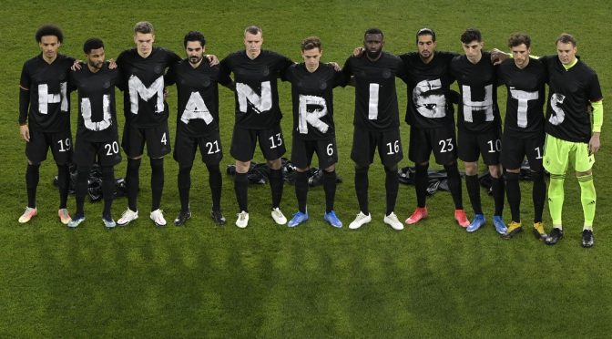 Um apelo a Ronaldo, Messi e companhia: “Se se limitarem a falar de futebol enquanto estiverem no Catar, será uma oportunidade perdida”