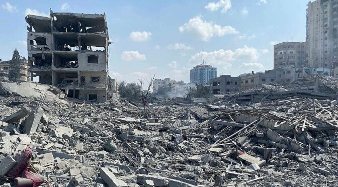 Morte, fome e destruição: Gaza é uma tragédia a céu aberto